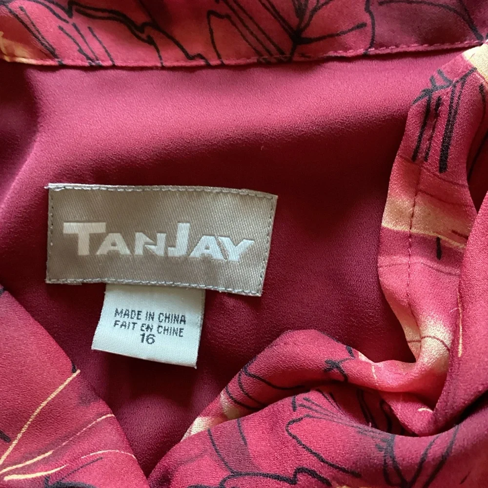 Pink‎ Floral Tanjay blouse - Picture 4 of 10